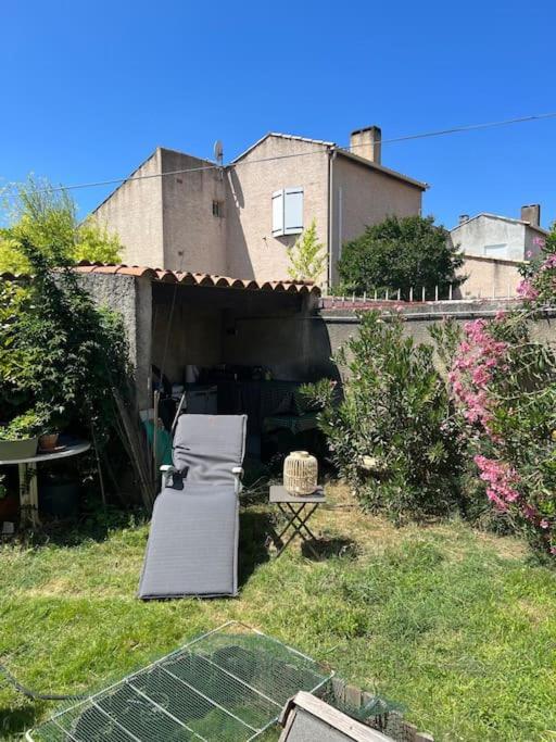 Maison Familiale Idealement Situee Avec Tout Le Confort Nimes Bagian luar foto
