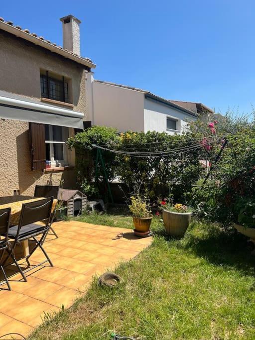 Maison Familiale Idealement Situee Avec Tout Le Confort Nimes Bagian luar foto